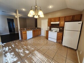 1402 S Mississippi Ave in Ada, OK - Building Photo - Building Photo