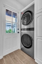 8549 5th St in Downey, CA - Building Photo - Building Photo