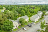 Rangeway East Apartments in Waterville, ME - Foto de edificio - Building Photo