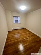 1529 Beacon St, Unit 2A in Brookline, MA - Foto de edificio - Building Photo