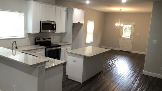 9218 Nyssa St-Unit -A in Houston, TX - Building Photo - Building Photo