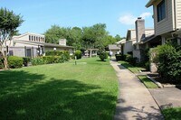 12417 S Dairy Ashford Rd photo'