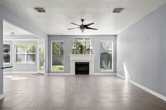47 N Winterport Cir in Spring, TX - Building Photo - Building Photo