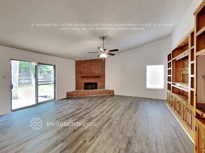 14 S White Pebble Ct in Spring, TX - Foto de edificio - Building Photo
