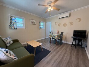 1789 Walworth Ave in Pasadena, CA - Building Photo - Building Photo