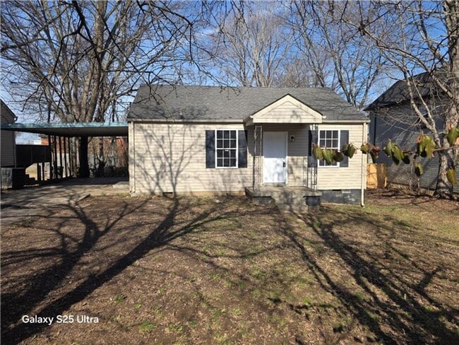 property at 1225 Greenfield Dr