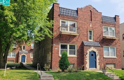 3032 W Pierce St in Milwaukee, WI - Building Photo