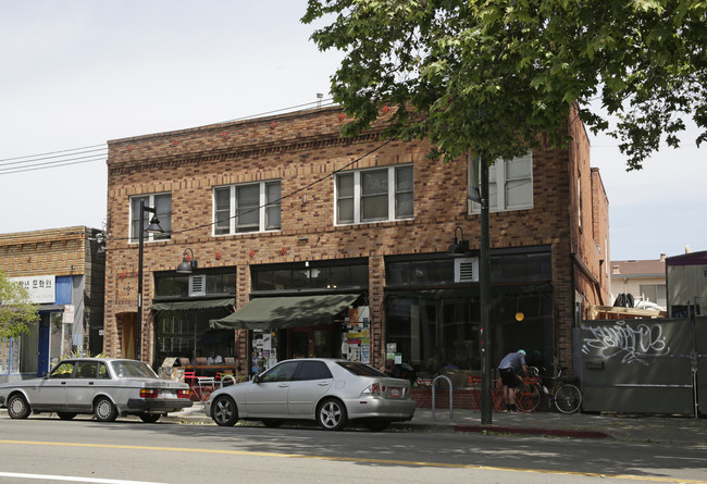 4208-4214 Telegraph Ave in Oakland, CA - Building Photo - Building Photo