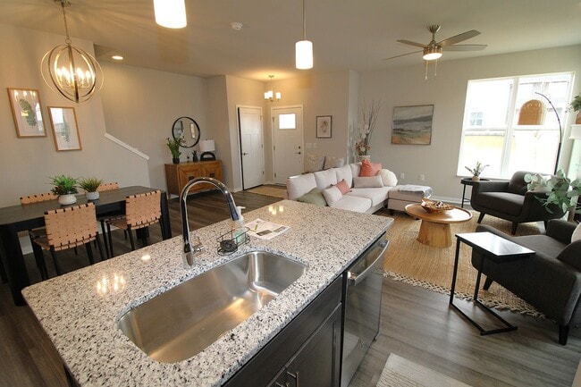 4820 Suelo Rd in Fitchburg, WI - Building Photo - Building Photo