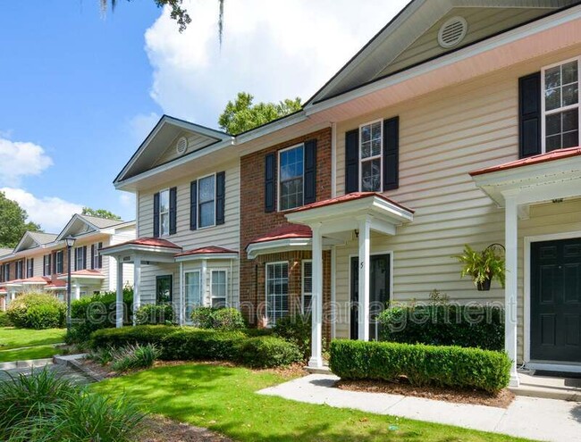 4000 Radcliffe Pl Dr in Charleston, SC - Foto de edificio - Building Photo