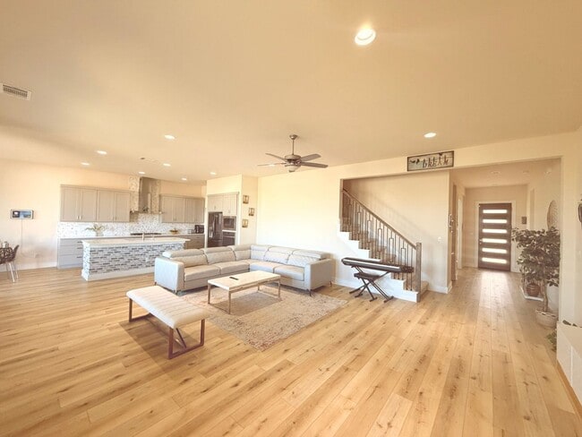 1832 Indian Apple Wy in Leander, TX - Building Photo - Building Photo