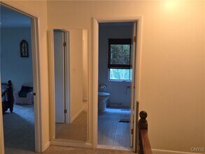6204 Keystone Way in Jamesville, NY - Building Photo - Building Photo