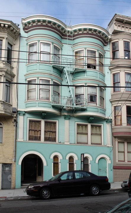 1451 Larkin St in San Francisco, CA - Building Photo