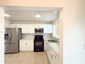 609 S State Rd 7 in Margate, FL - Building Photo - Building Photo