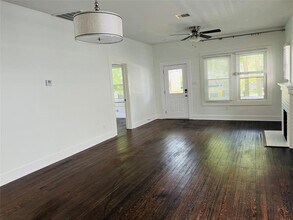 407 Sidney St in Houston, TX - Building Photo - Building Photo