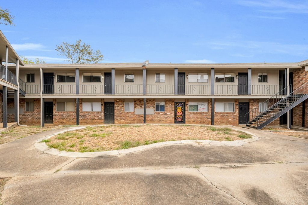The Point in Columbus, MS - Foto de edificio