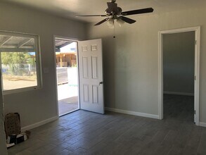 235 W Kentucky St in Tucson, AZ - Building Photo - Building Photo