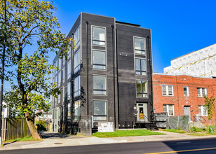 1010 17th St NE in Washington, DC - Building Photo - Primary Photo