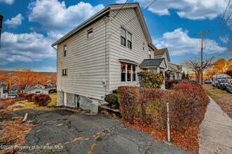 814 S Webster Ave in Scranton, PA - Foto de edificio - Building Photo