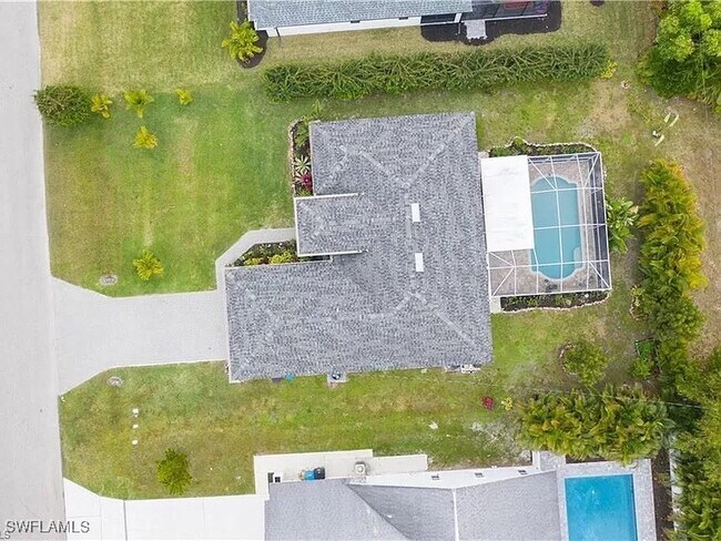 1306 SW 19th Ln in Cape Coral, FL - Building Photo - Building Photo