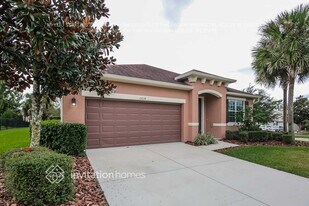 15634 Starling Water Dr, Unit 210 in Fish Hawk, FL - Building Photo