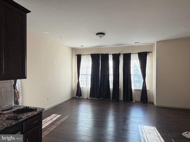 property at 3098 Goshen Dr