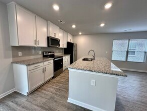 14709 Ravenel Dr in Harvest, AL - Building Photo - Building Photo