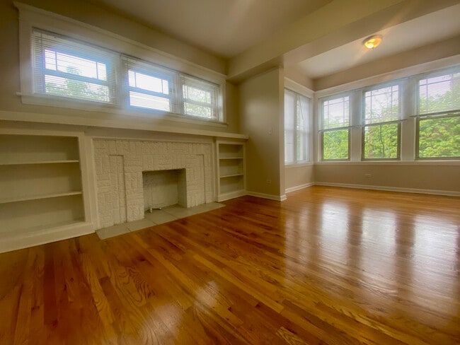 7505 N Greenview Ave in Chicago, IL - Building Photo - Building Photo