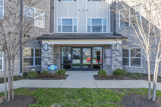 The Pointe at Elmwood in Columbia, SC - Building Photo - Building Photo