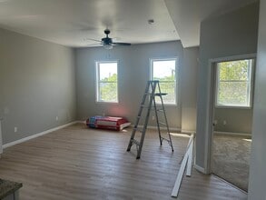 6201 Eastern Ave in Baltimore, MD - Foto de edificio - Building Photo