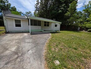2946 W 15th St in Jacksonville, FL - Foto de edificio - Building Photo