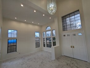 42057 Parkmont Dr in Lancaster, CA - Building Photo - Building Photo