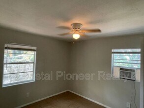 1902 N 42nd St in Tampa, FL - Building Photo - Building Photo
