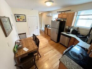 6 Nashua St, Unit 2 in Somerville, MA - Building Photo - Building Photo