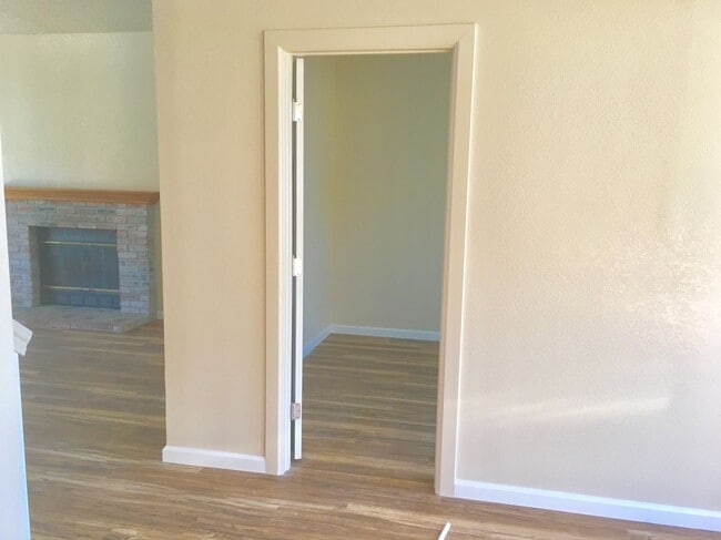1412 Muir Pl in Rohnert Park, CA - Building Photo - Building Photo