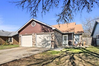 2614 Howellwood Wy in Austin, TX - Building Photo - Building Photo