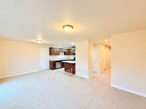 6108 NE 71st Ave in Vancouver, WA - Building Photo - Building Photo