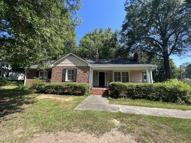 property at 506 W Farley Ave