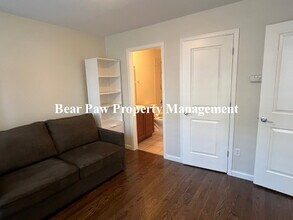 423 S Reed Ct in Lakewood, CO - Building Photo - Building Photo