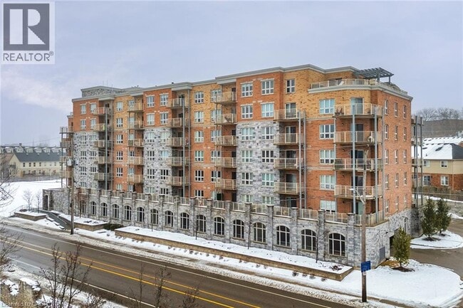 property at 155 Water St S