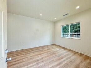 1417 B St-Unit -B1421 in Napa, CA - Building Photo - Building Photo