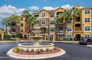 5617 Bowden Rd in Jacksonville, FL - Building Photo