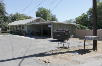 11937 Knoefler Dr in Riverside, CA - Building Photo - Building Photo