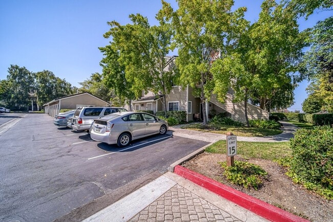 5837 Lake Crowley Pl in San Jose, CA - Building Photo - Building Photo