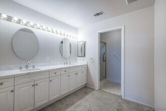 1089 Ridge Heights Dr in Fallbrook, CA - Building Photo - Building Photo