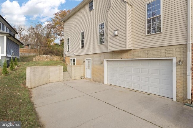 2659 Military Rd in Arlington, VA - Building Photo - Building Photo