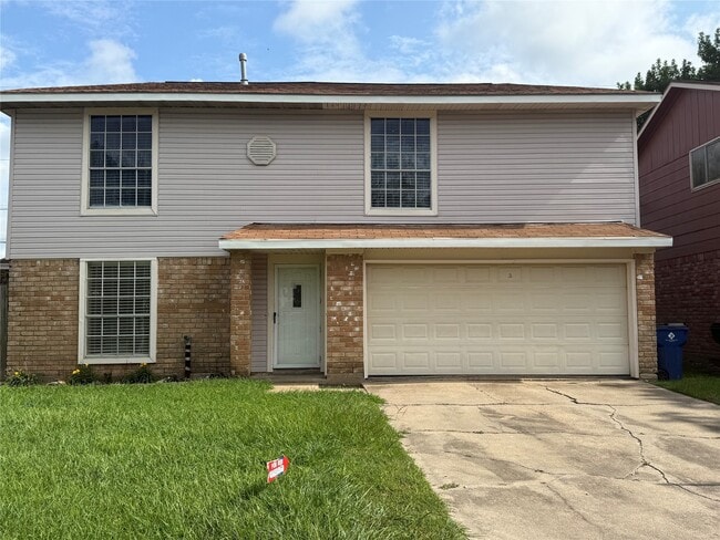 property at 3 Dallas Ct