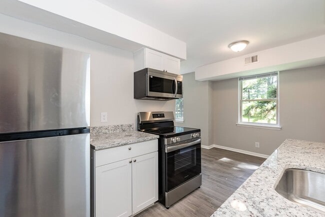 203 Johnson St in Garner, NC - Building Photo - Building Photo