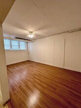 Calhoun Beach Apartments in Minneapolis, MN - Building Photo - Interior Photo