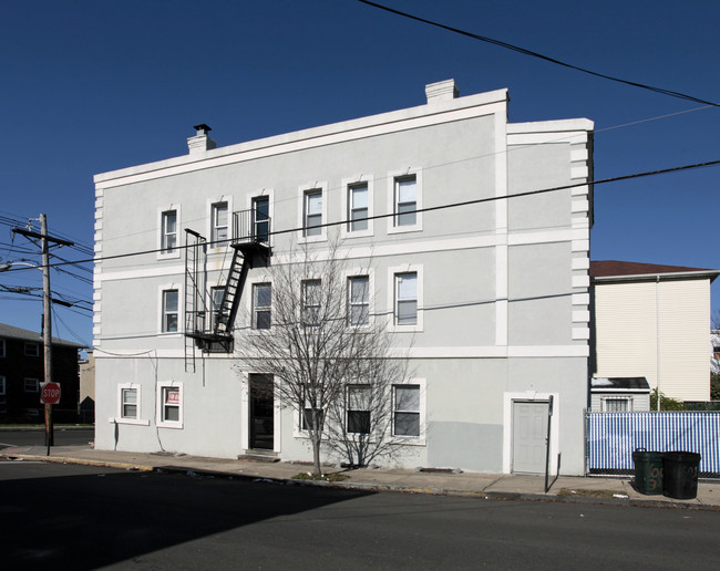 601 3rd Ave in Elizabeth, NJ - Building Photo - Building Photo